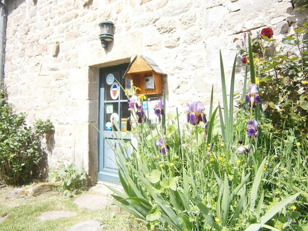 Les Chaumieres De Kerimel Bed and Breakfast Ploemel Exterior foto